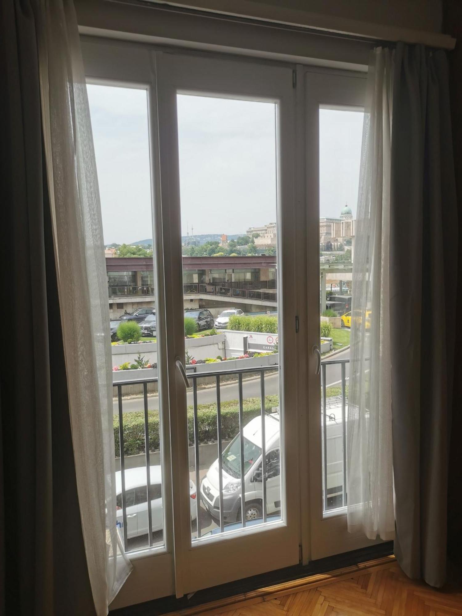 Jackquaters Apartment