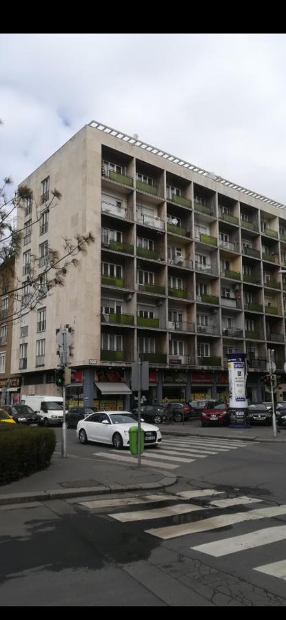 Apartment Jackquaters